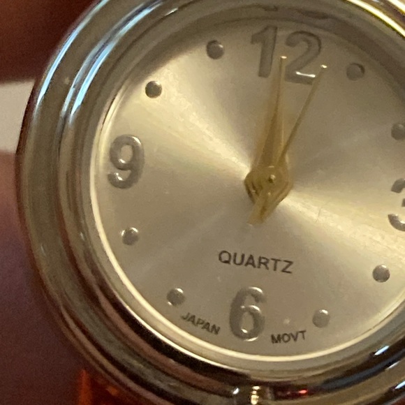 XM1 Christmas watch with 🔔 & red balls New but needs battery 8 inches long open - Picture 4 of 10